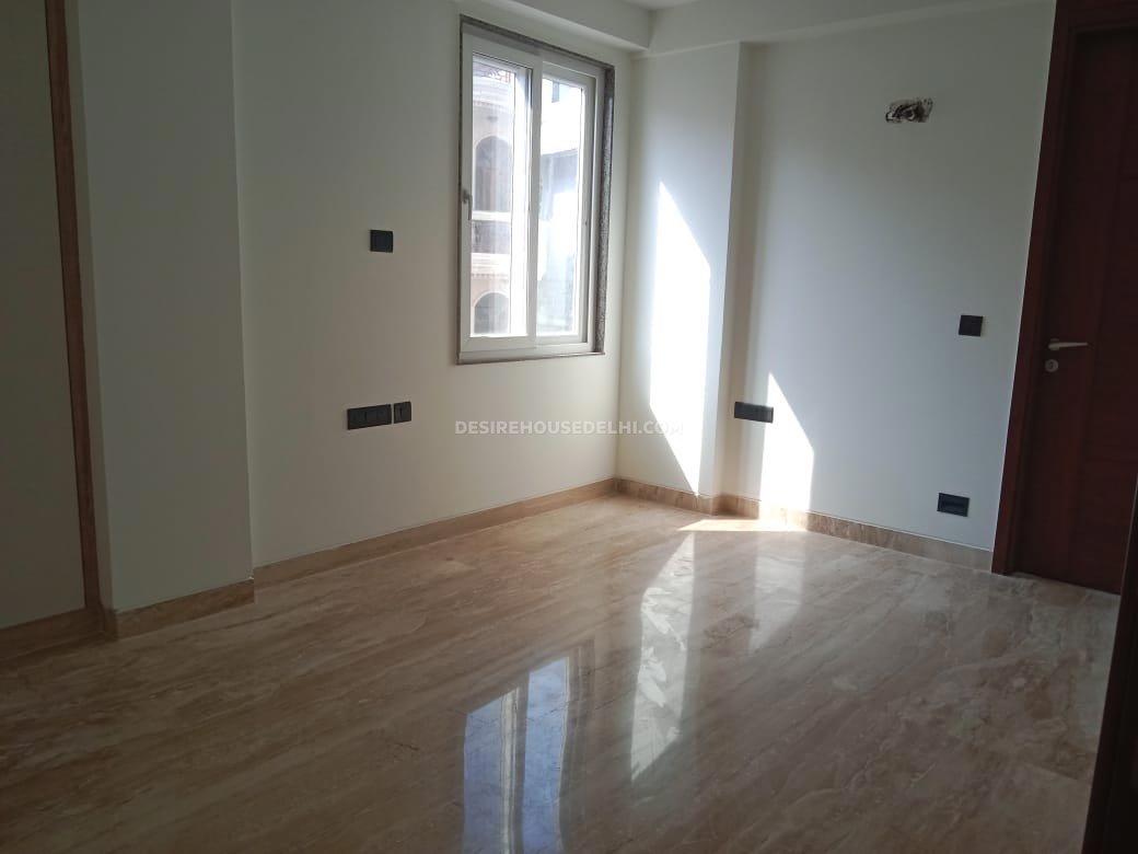 First-floor-available-for-Sale-in-Panchsheel-Enclave-Desirehousedelhi-13