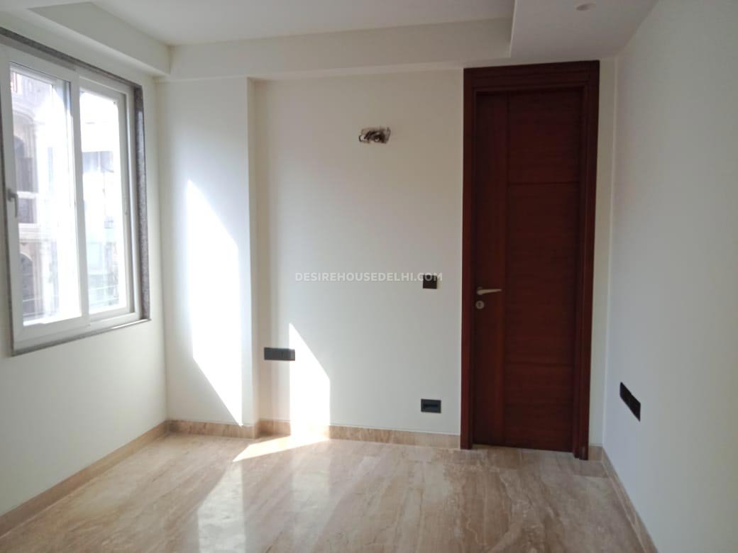 First-floor-available-for-Sale-in-Panchsheel-Enclave-Desirehousedelhi-14