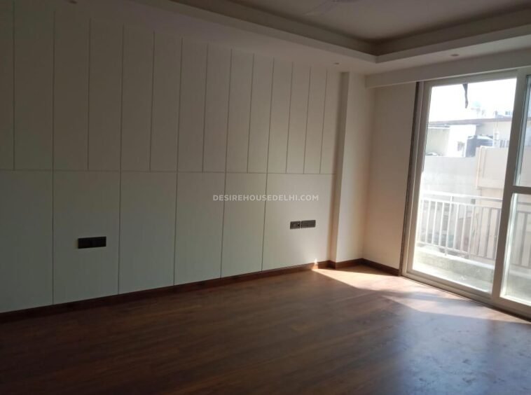 First-floor-available-for-Sale-in-Panchsheel-Enclave-Desirehousedelhi-15