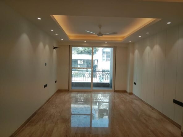 First-floor-available-for-Sale-in-Panchsheel-Enclave-Desirehousedelhi-2