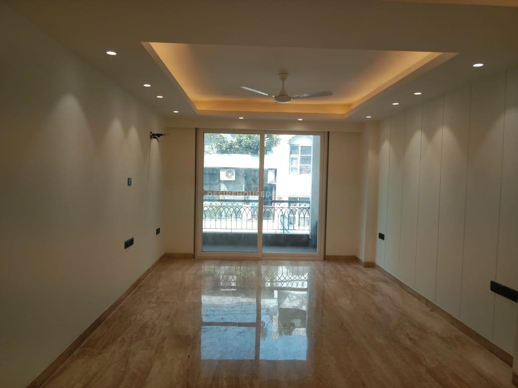 First-floor-available-for-Sale-in-Panchsheel-Enclave-Desirehousedelhi-2