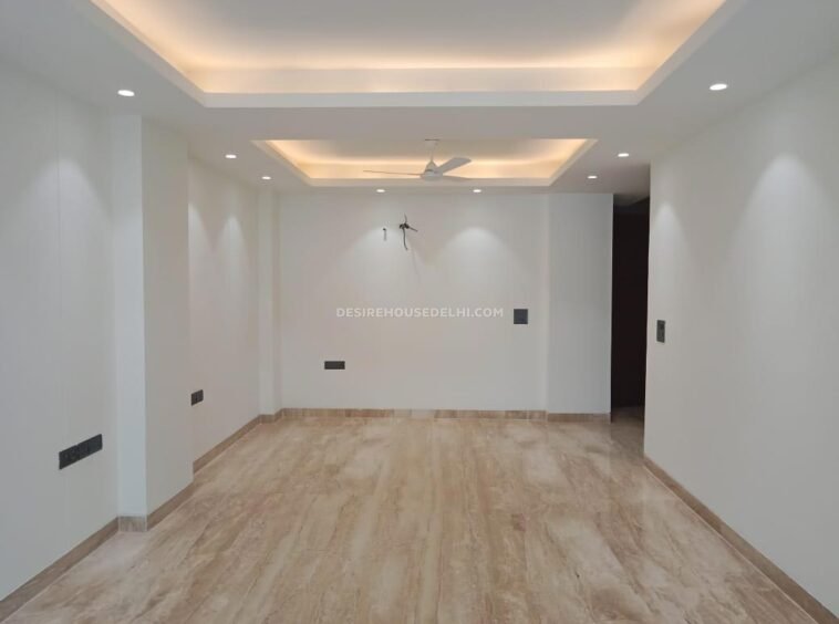 First-floor-available-for-Sale-in-Panchsheel-Enclave-Desirehousedelhi-3