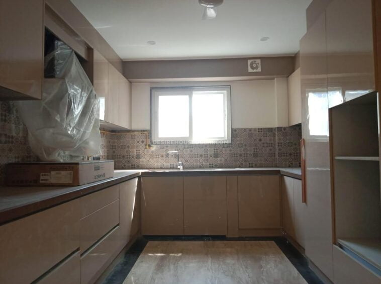 First-floor-available-for-Sale-in-Panchsheel-Enclave-Desirehousedelhi-8