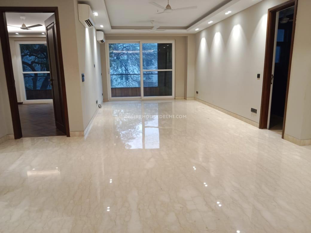 Ground-floor-available-for-Sale-in-Safdarjung-Enclave-Desirehousedelhi-6
