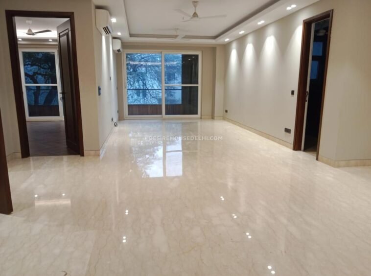 Ground-floor-available-for-Sale-in-Safdarjung-Enclave-Desirehousedelhi-8