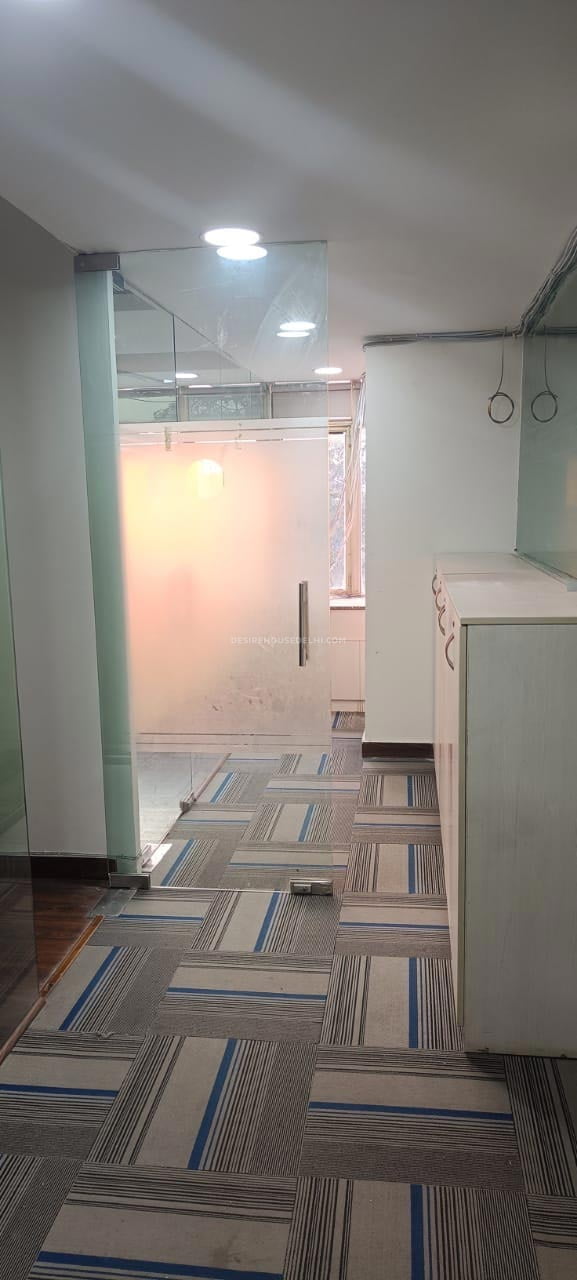Ready-to-Move-5th-floor-office-space-for-Rent-in-Green-Park-Desirehousedelhi11