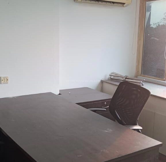 Ready-to-Move-5th-floor-office-space-for-Rent-in-Green-Park-Desirehousedelhi16