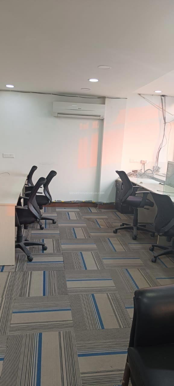 Ready-to-Move-5th-floor-office-space-for-Rent-in-Green-Park-Desirehousedelhi7