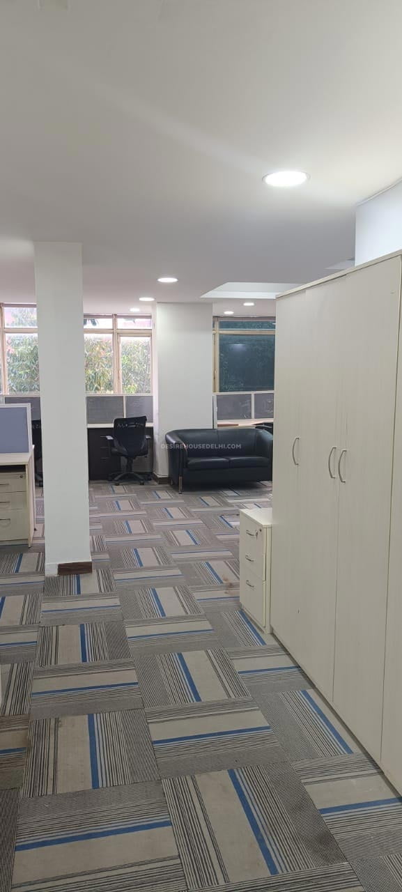Ready-to-Move-5th-floor-office-space-for-Rent-in-Green-Park-Desirehousedelhi8